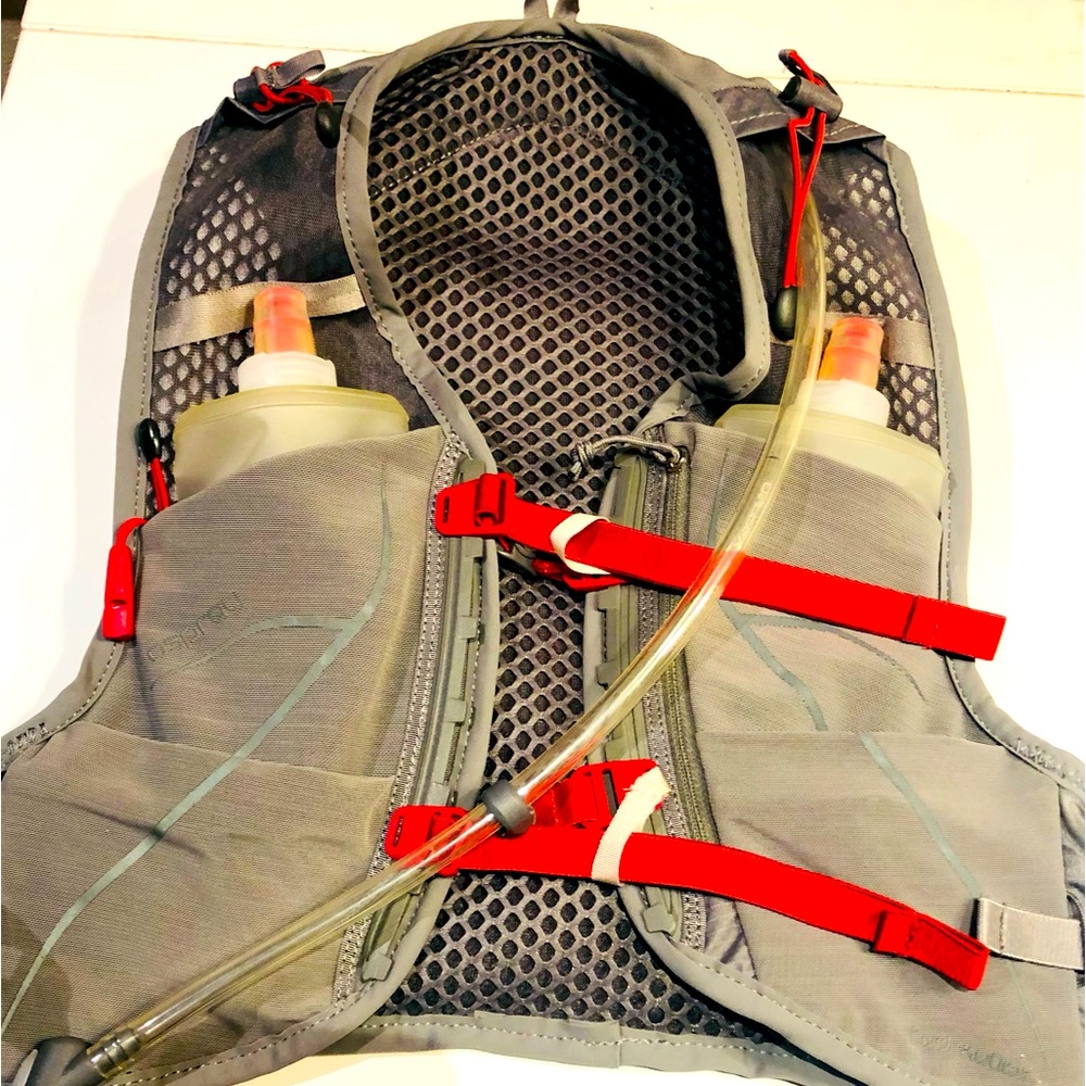 NWOT Osprey Duro 1.5 hydration vest, Men’s XS.